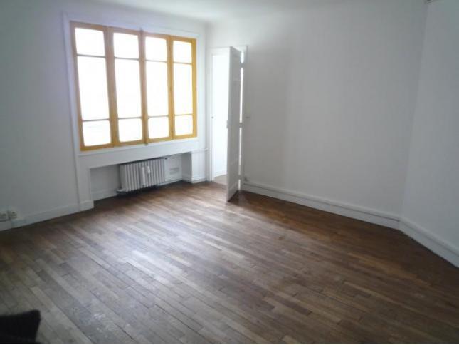 Location appartement T1  LILLE republique