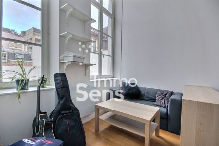 Location appartement T2  Lille VIEUX LILLE Réf.CKLAP930010014