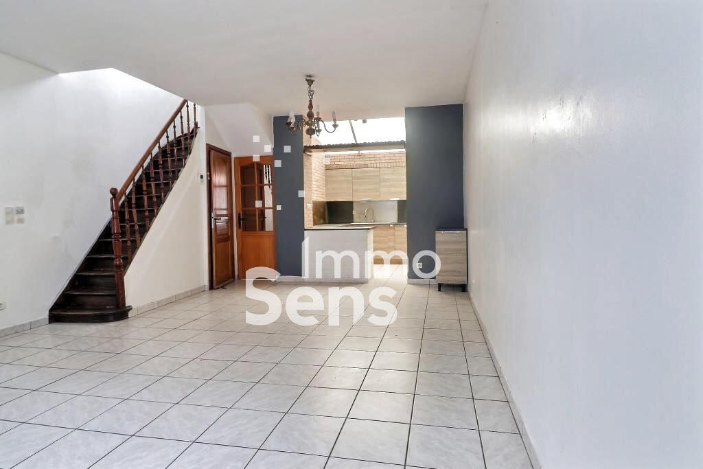 Vente maison T4  Lille  Réf.GMVMA1150010086