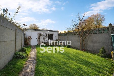 Vente maison T5  Tourcoing  Réf.TRVMA1010010087