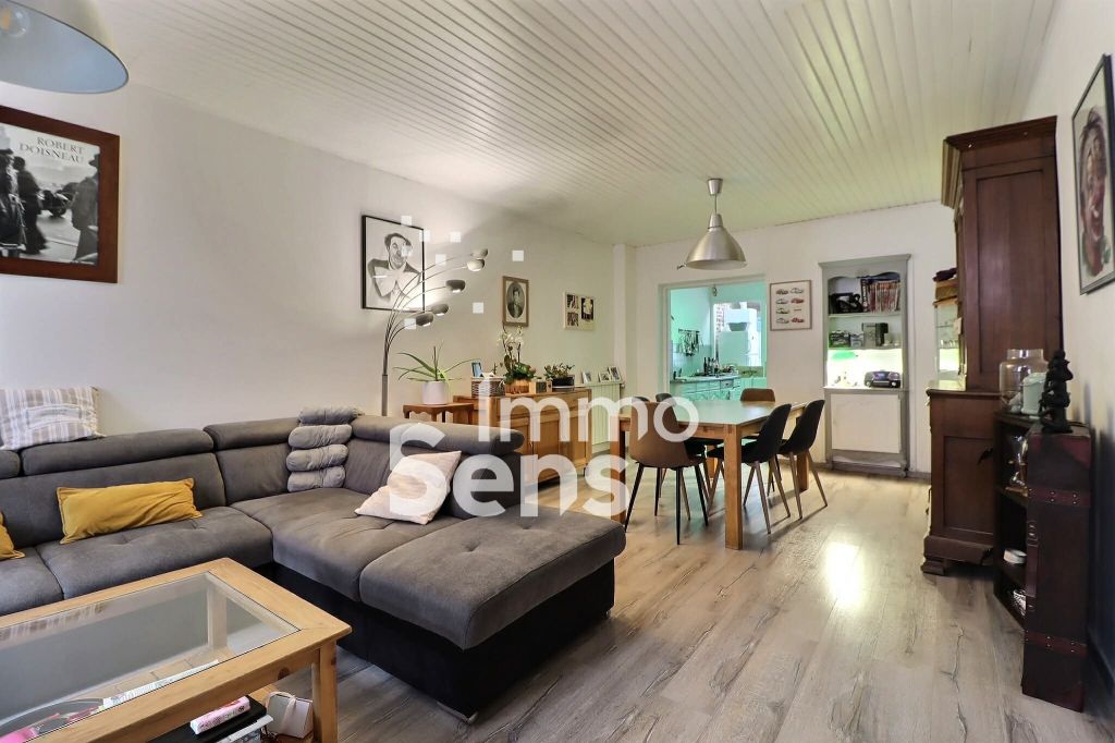 Vente maison T5  Saint-André-lez-Lille  Réf.TRVMA1010010221