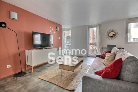 Location appartement T2  Lille VIEUX LILLE Réf.GGLAP1040010277