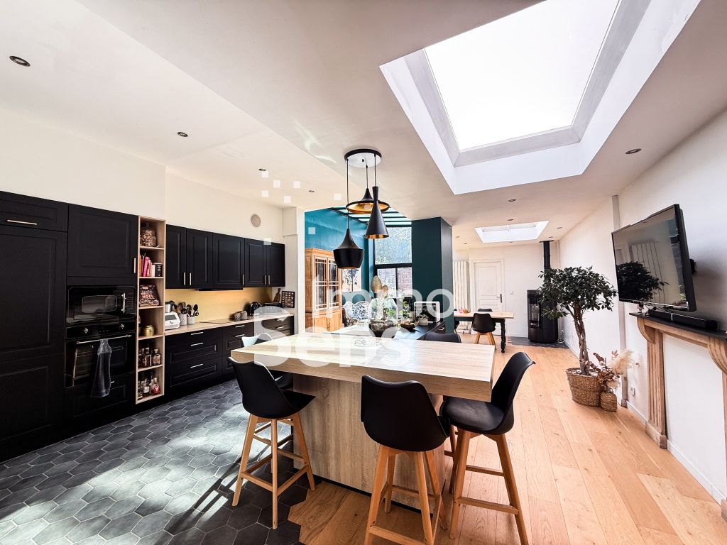 Vente maison T7  Roubaix  Réf.STVMA950010282