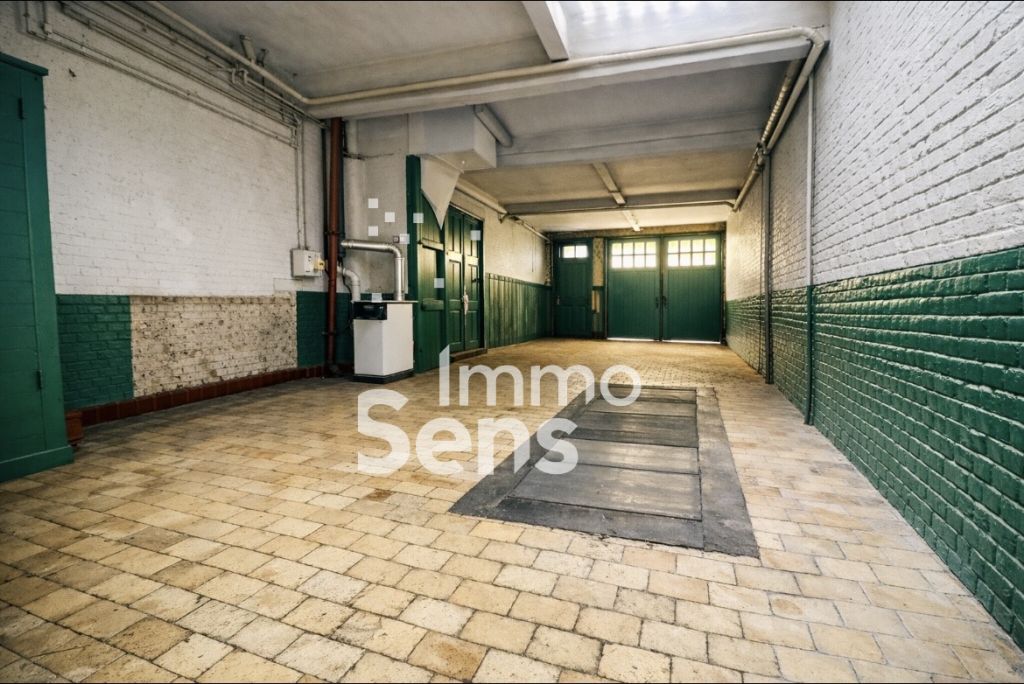 Vente maison T6  Lille  Réf.VBVMA210010286