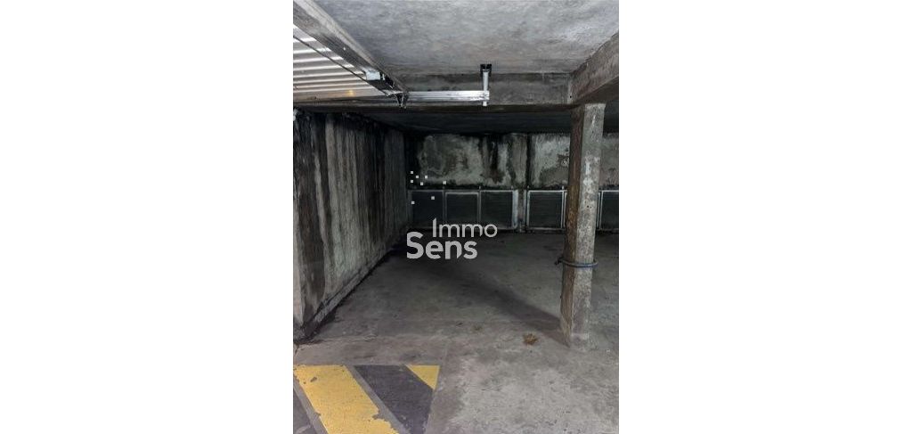 Vente garage-parking T0  La Madeleine NOUVELLE MADELEINE Réf.MLVPA1190010323