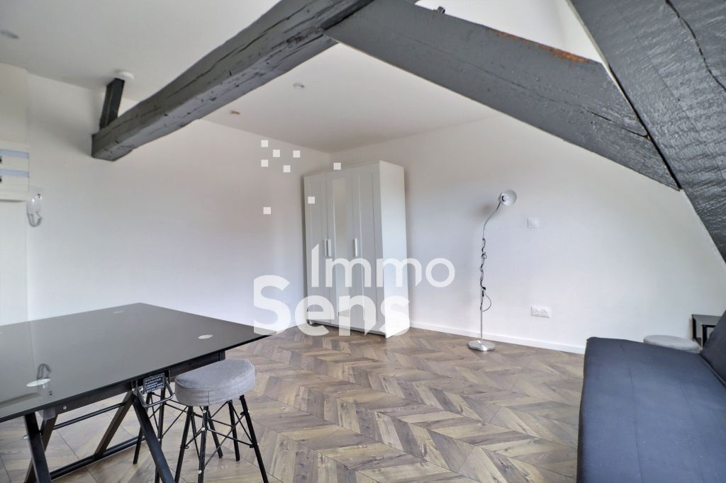 Vente appartement T1  Roubaix  Réf.STVAP950010338