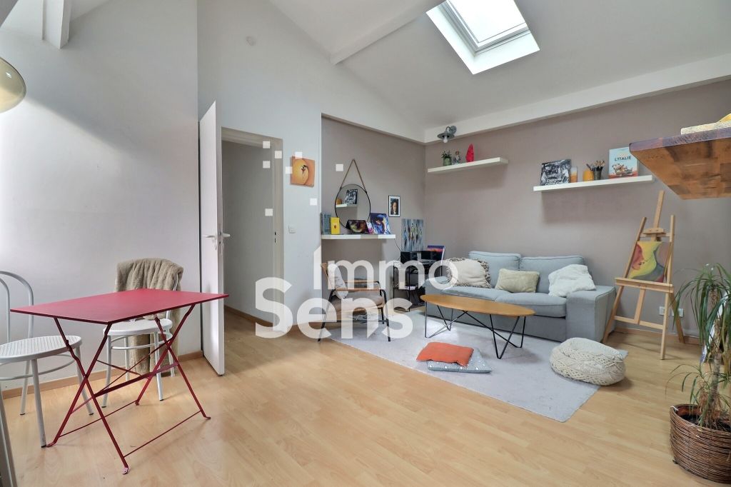 Vente appartement T2  Lille VIEUX LILLE Réf.LMVAP240010378