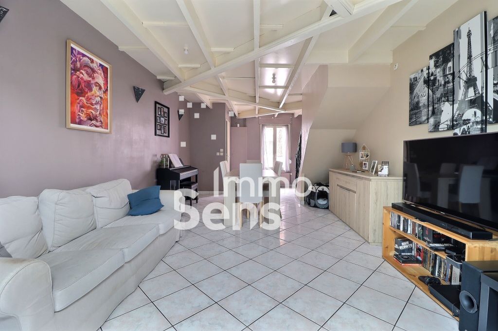 Vente maison T3  Croix  Réf.VBVMA210010398