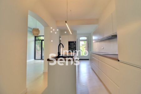 Vente maison T7  Roubaix Barbieux Réf.TRVMA1010010431