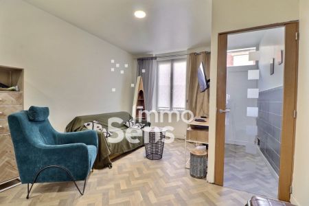 Vente maison T4  Roubaix  Réf.LJV1120010466