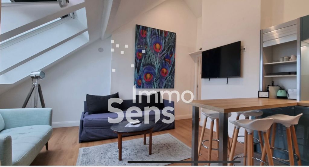 Vente appartement T2  Lille VIEUX LILLE Réf.LMVAP240010504