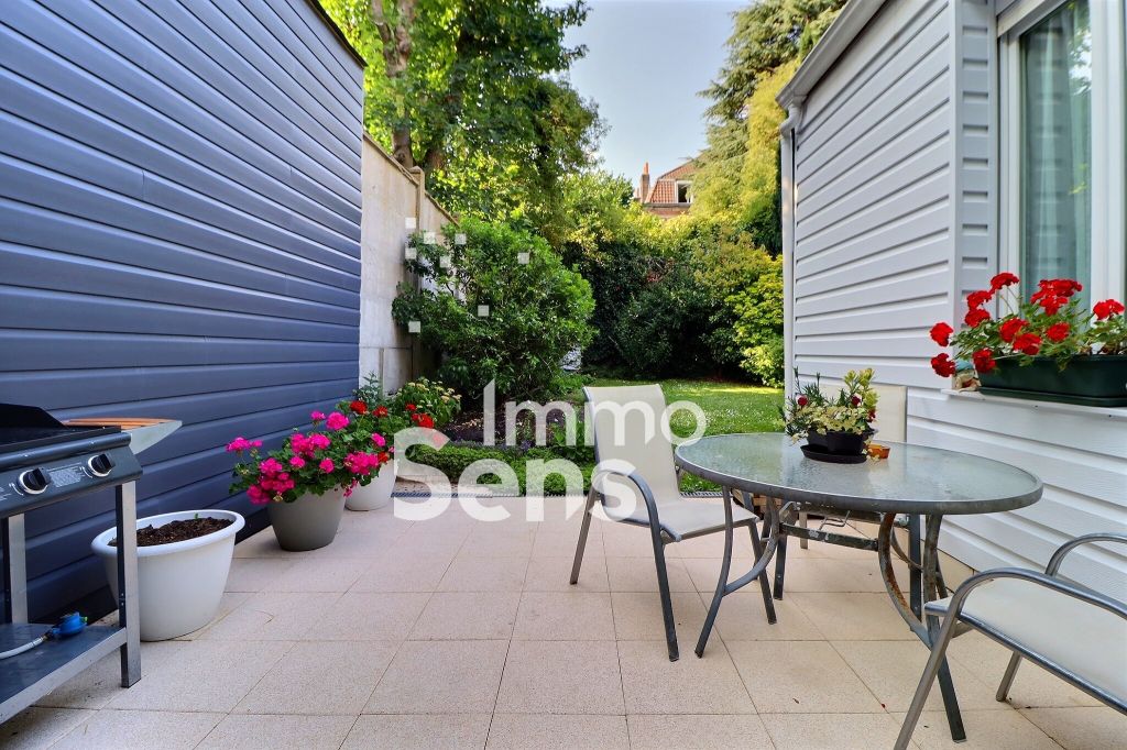 Vente maison T8  Lille SAINT MAURICE /PELLEVOISIN Réf.VBVMA210010634