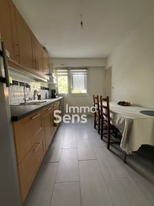Vente appartement T2  Lille  Réf.LRVAP1220010690