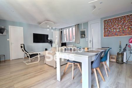 Vente appartement T2  Lille VIEUX LILLE Réf.LMVAP240010727