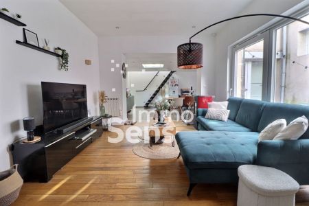 Vente appartement T3  Roubaix  Réf.VBVAP210010745