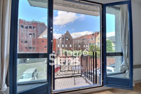 Vente appartement T2  Lille  Réf.LMVAP240010809