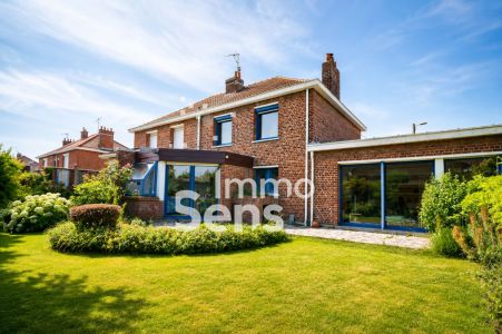 Vente maison T5  Lomme  Réf.BHVMA1110010820