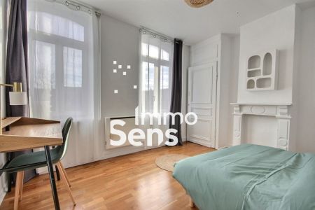 Vente maison T5  Lille  Réf.OCVMA1080010831