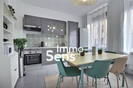 Vente maison T5  Lille  Réf.OCVMA1080010831