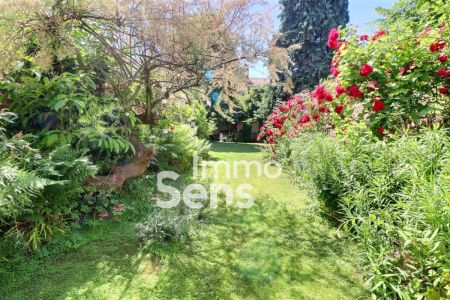 Vente maison T6  Lille Vauban / Cormontaigne Réf.KAVMA130010857