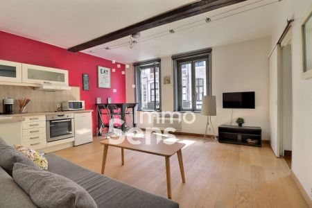 Vente appartement T2  Lille VIEUX LILLE Réf.LMVAP240011044