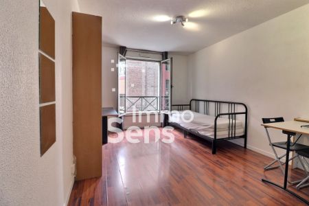 Vente appartement T1  Lille Centre Réf.KAVAP130011141