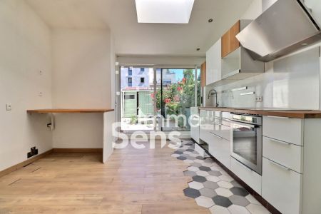 Vente maison T3  La Madeleine  Réf.LMVAP240011239