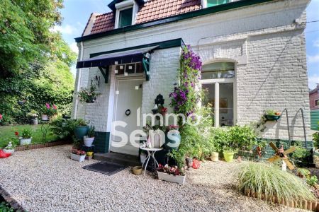 Vente maison T4  Croix  Réf.STVMA950011267