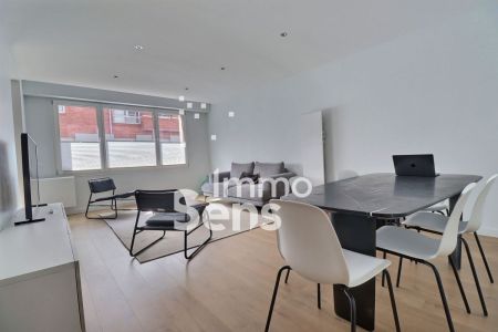 Vente appartement T4  Lille VIEUX LILLE Réf.LMVAP240011288