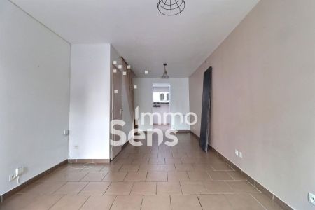 Vente maison T4  Croix  Réf.STVMA950011308