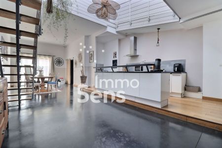 Vente maison T4  Tourcoing ROUBAIX TOURCOING Réf.LMVMA240011404