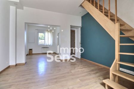 Vente maison T3  La Madeleine  Réf.LMVMA240011418