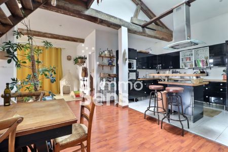 Vente loft T5  Tourcoing  Réf.TRVAP1010011503