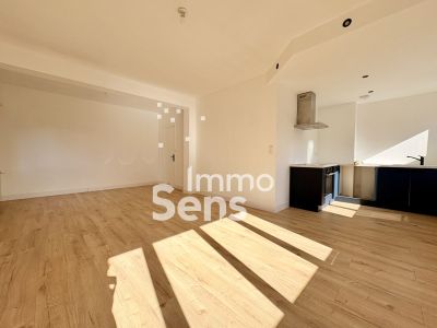 Vente appartement T4  Tourcoing  Réf.CRVAP1310011522
