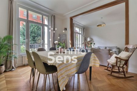 Vente appartement T5  La Madeleine  Réf.LMVAP240011527