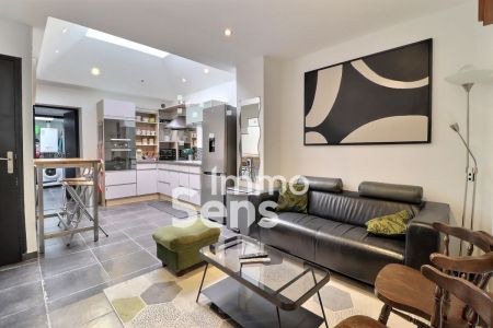 Vente maison T6  Roubaix  Réf.STVAP950011531