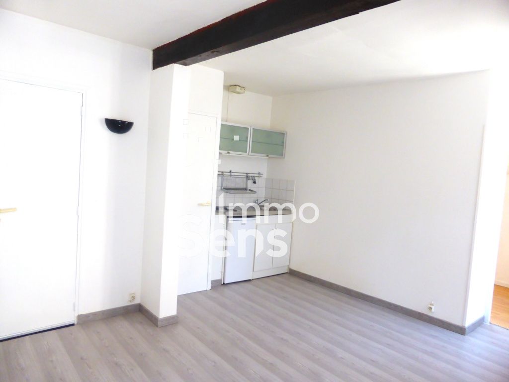 Location appartement T2  Lille GAMBETTA / WAZEMMES Réf.12690MM