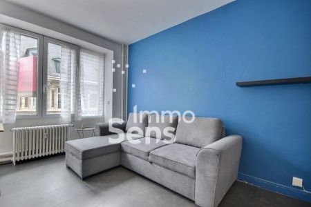 Location appartement T1  Lille VIEUX LILLE Réf.A1011MM1360