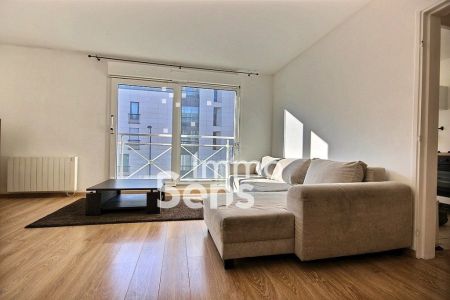 Location appartement T2  Lille RÃ©publique / Saint Michel Réf.A0909RE584