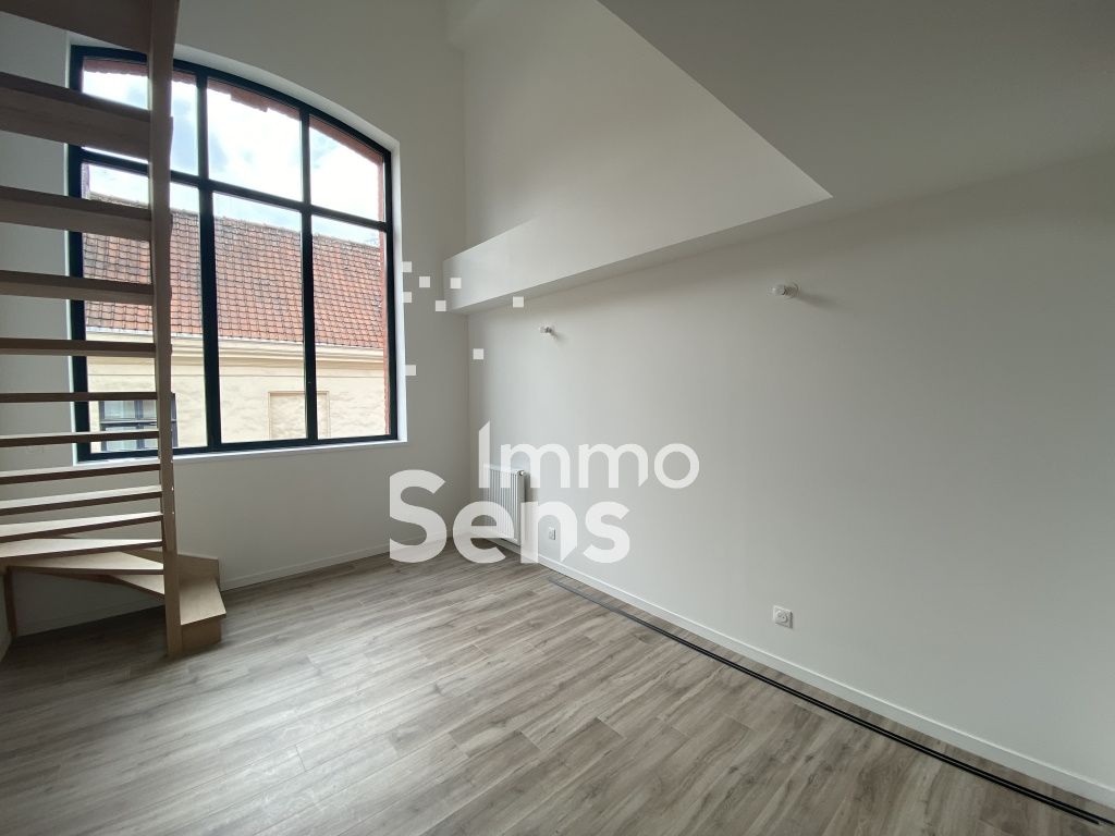 Location appartement T2  Lille VIEUX LILLE Réf.15077MM