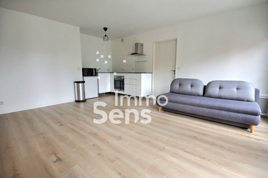 Location appartement T2  Lille VIEUX LILLE Réf.15908MM