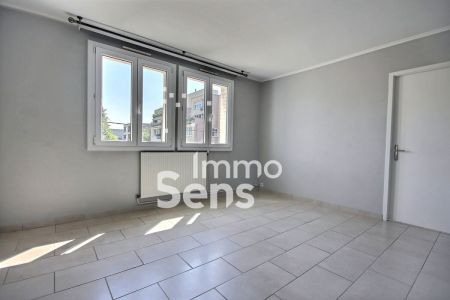 Location appartement T3  Lille GAMBETTA / WAZEMMES Réf.15156MM