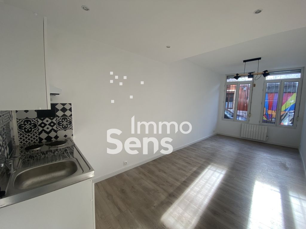 Location appartement T1  Lille GAMBETTA / WAZEMMES Réf.16635MM