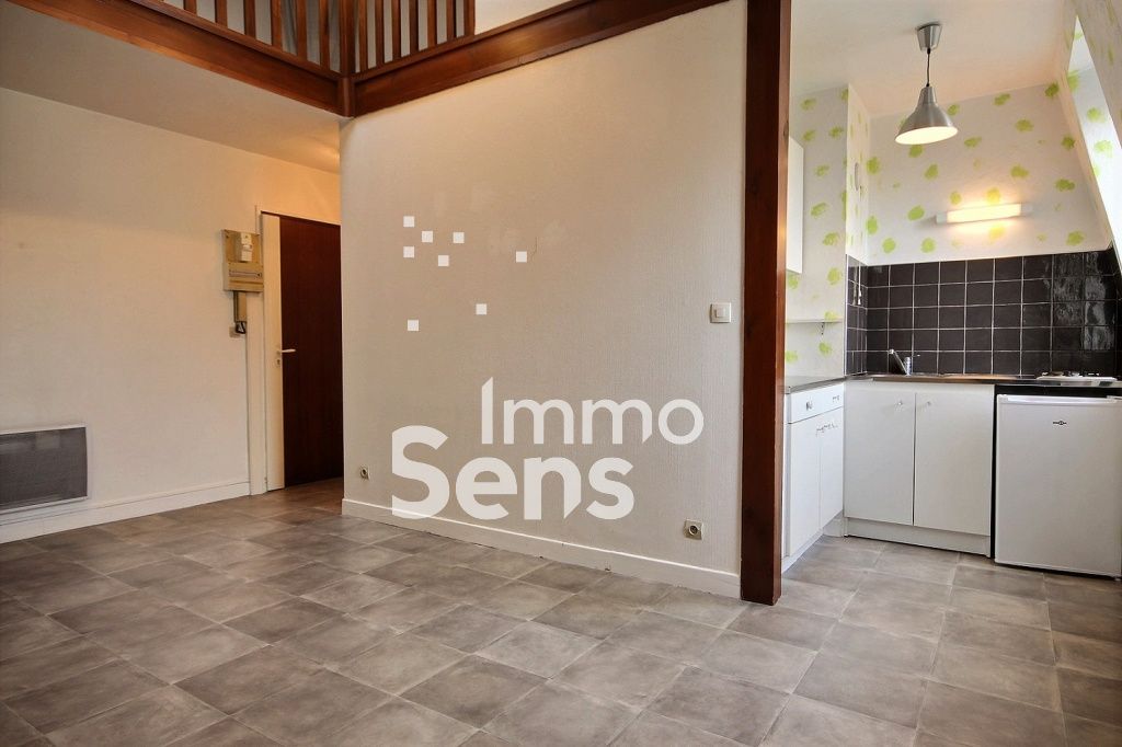 Location appartement T1  Lille GAMBETTA / WAZEMMES Réf.12229MM