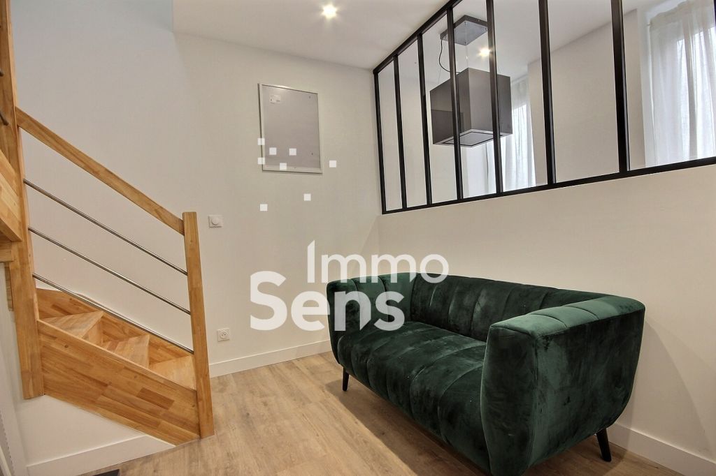 Location appartement T1  Lille SAINT MAURICE /PELLEVOISIN Réf.CKLAP520006117