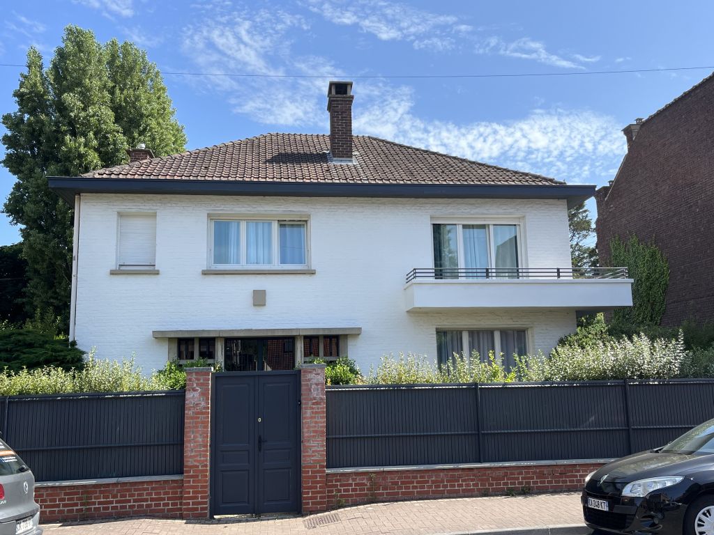 Vente maison T5  Roubaix  Réf.PVVMA620006698