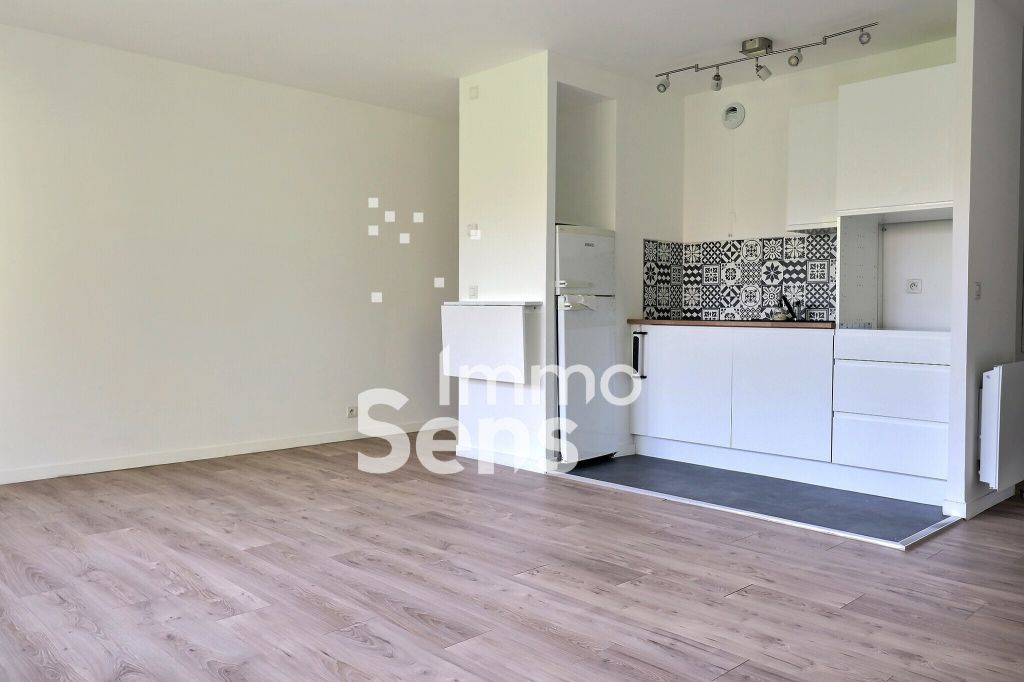 Location appartement T1  Villeneuve-d'Ascq Villeneuve d'ascq Hem Réf.0001