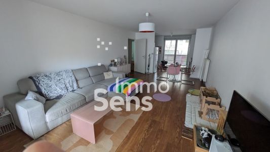 Location appartement T3  Lille  Réf.ILAP10007080