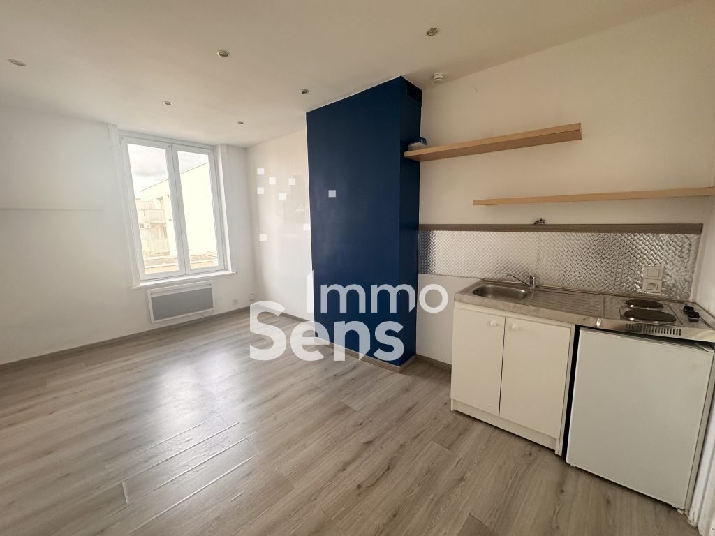 Location appartement T1  Lille GAMBETTA / WAZEMMES Réf.ILAP10007314