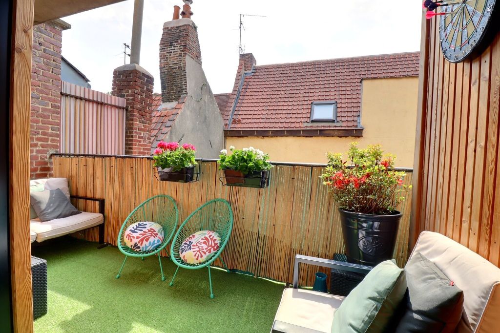 Vente appartement T4  Lille VIEUX LILLE Réf.GDVAP170007436